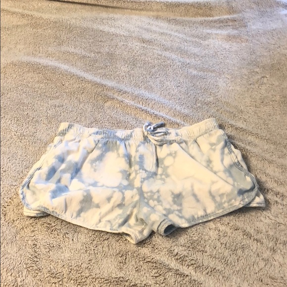 Lightwash/whitewash shorts - Picture 1 of 3